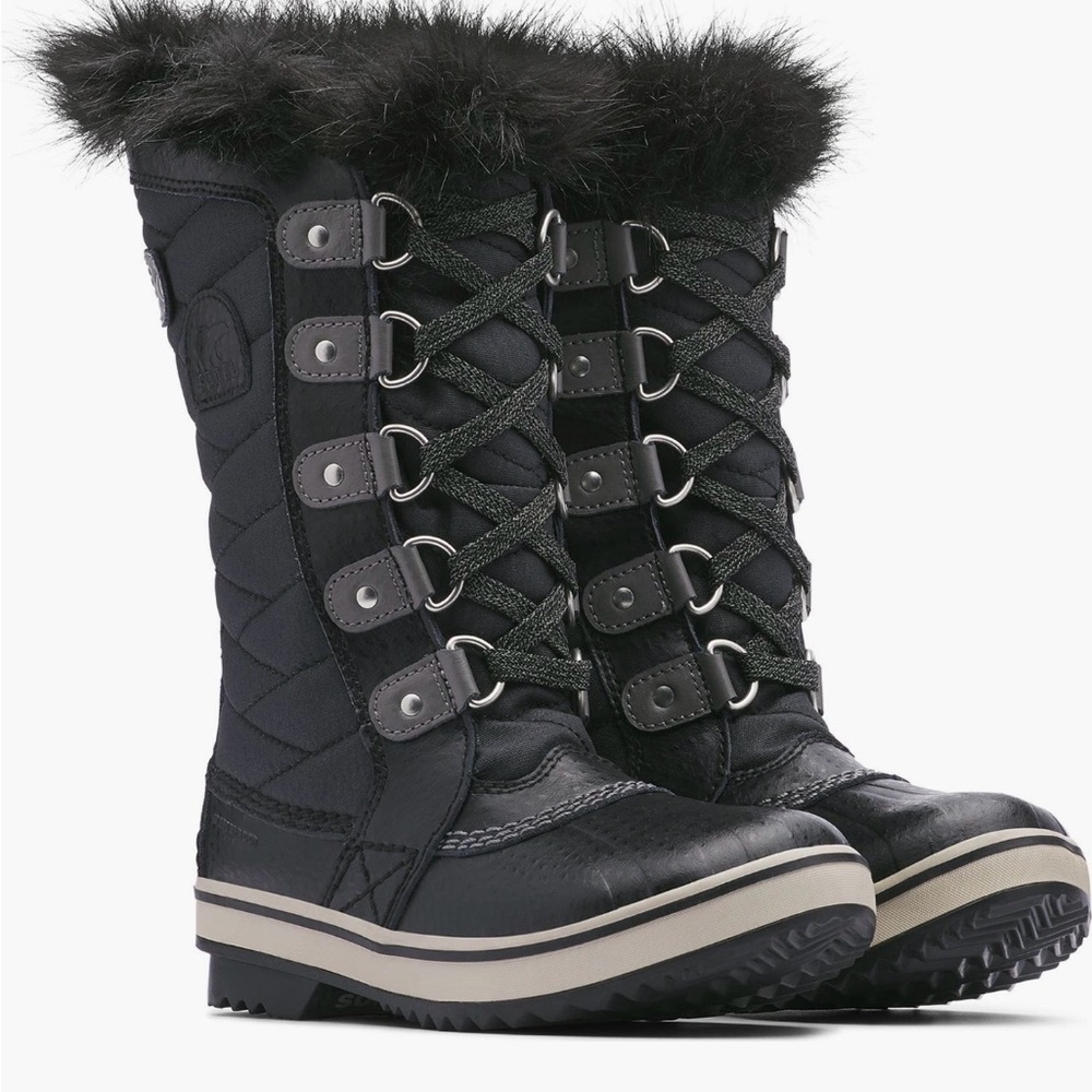 Sorel Quilted Waterproof Winter Boots w/ Faux-Fur 4Y (EUC) ❄️